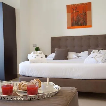 La Piazzetta Hotel Sorrento