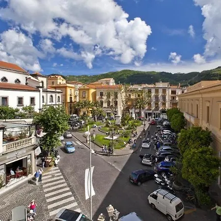 La Piazzetta Sorrento